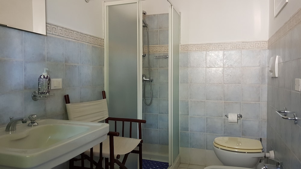Economy Double Room (Muretto) photo 2