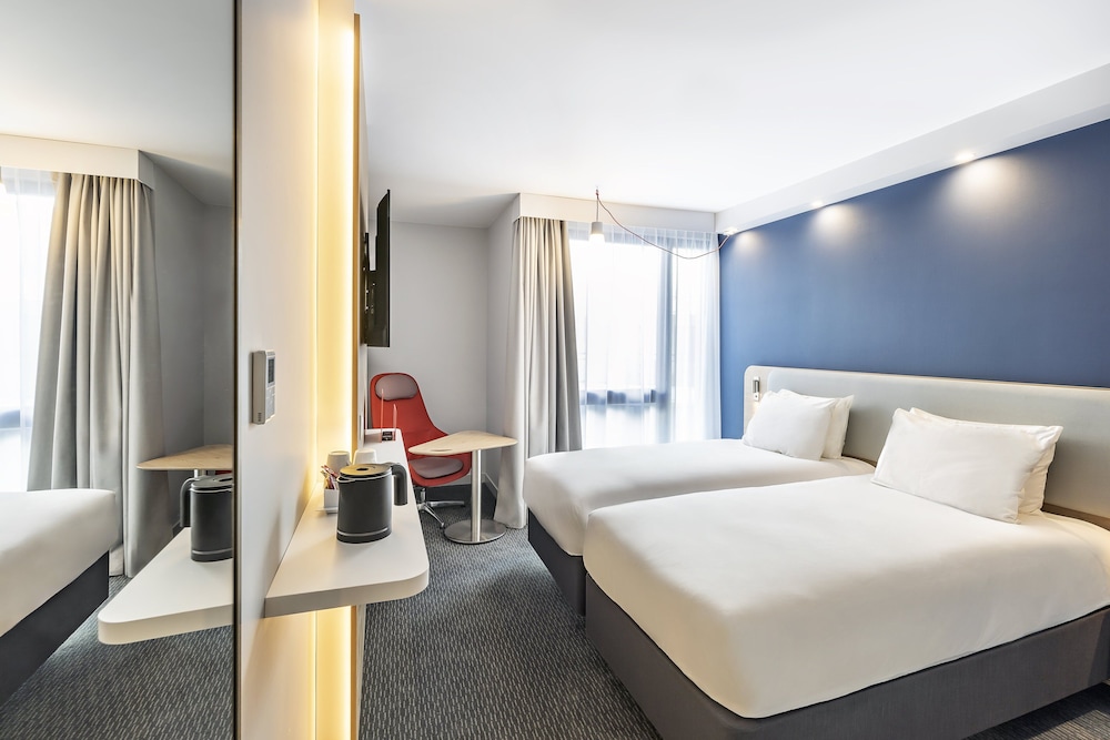 Standard Room (Free Breakfast) - Photo 2