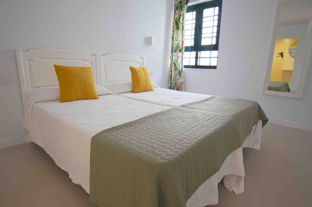 Comfort Apartment, 1 Bedroom, Terrace - Photo 2