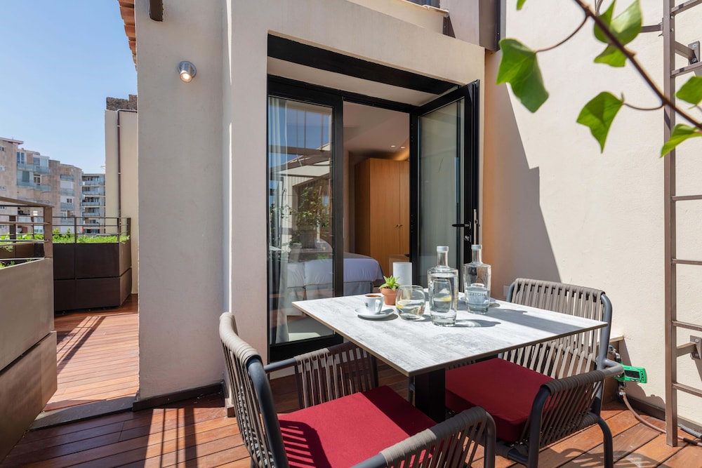 Superior Suite, Terrace