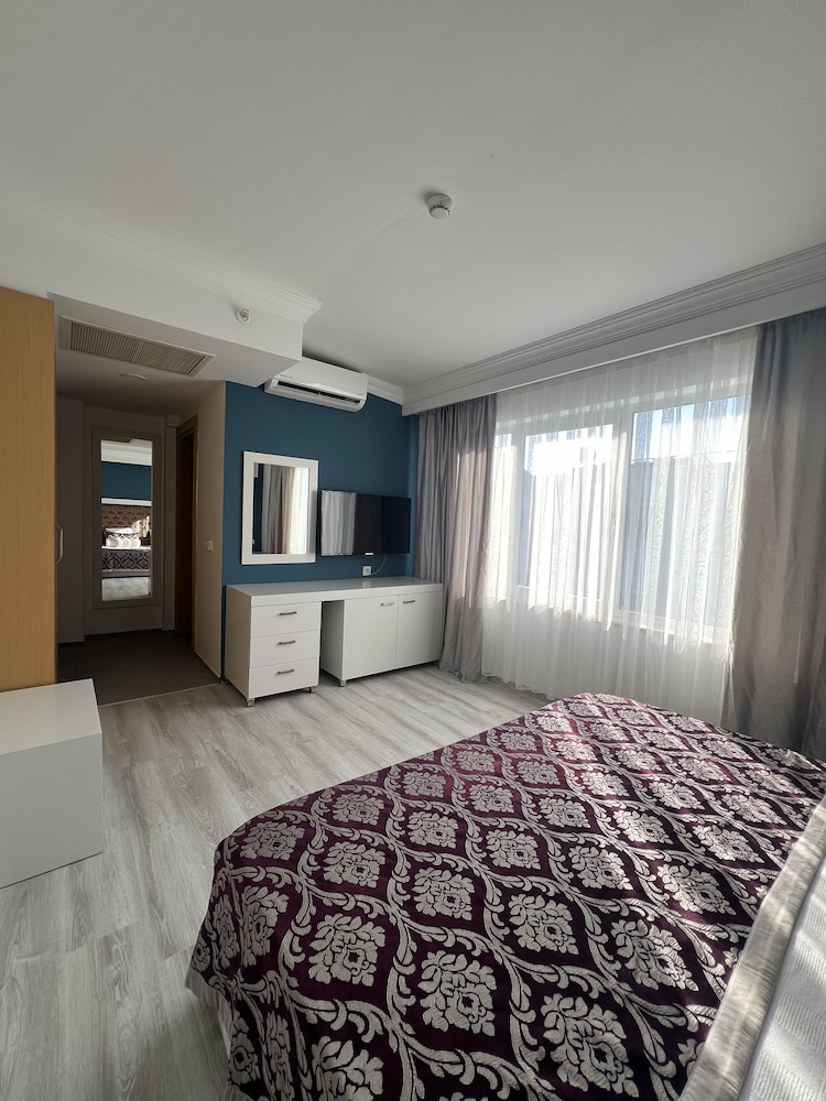 Family Suite, 2 Bathrooms