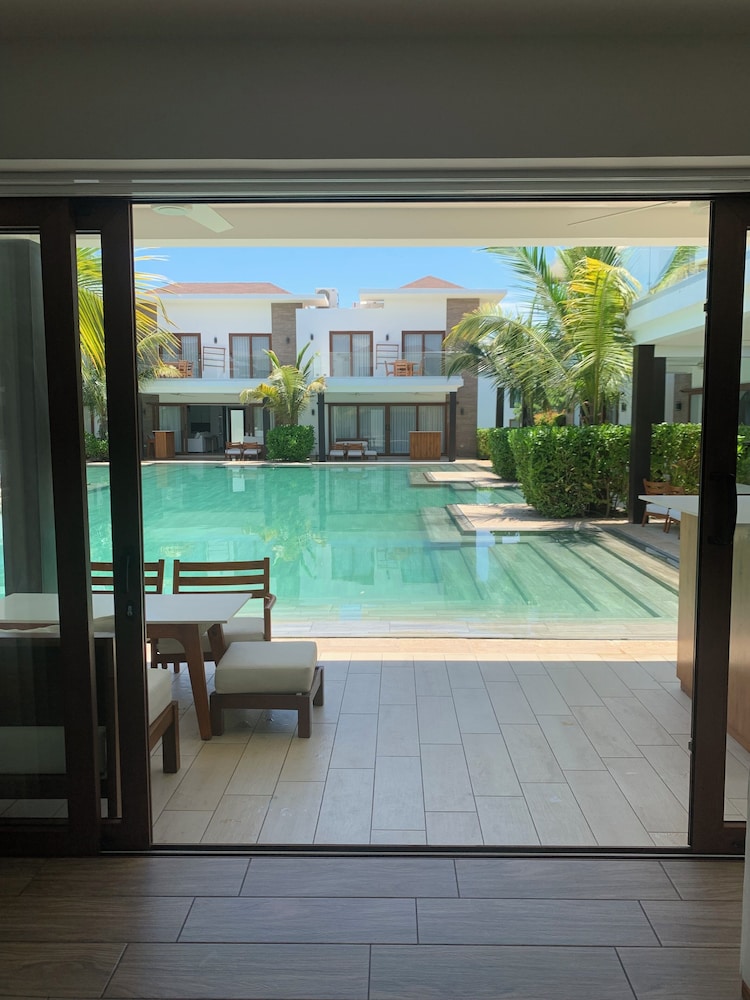 Premium Villa, Multiple Beds, Pool Access photo 2