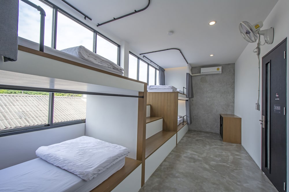 Basic Shared Dormitory, Women only photo 3