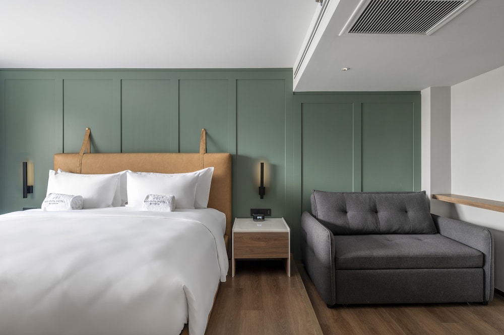Phana Suite King photo 2