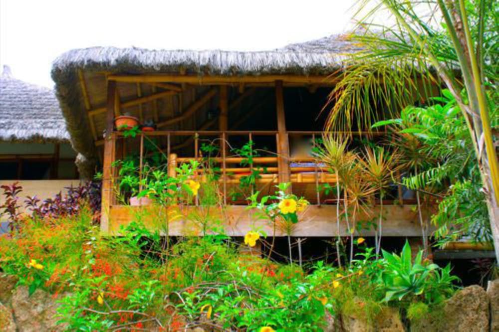 Family Cabin, 2 Bedrooms, Beach View photo 2