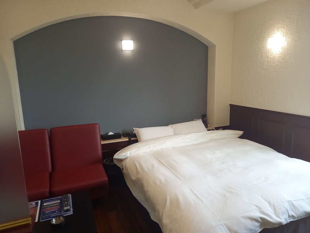 Basic Double Room photo 2