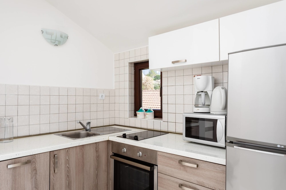 Apartment, 1 Bedroom, Balcony photo 2