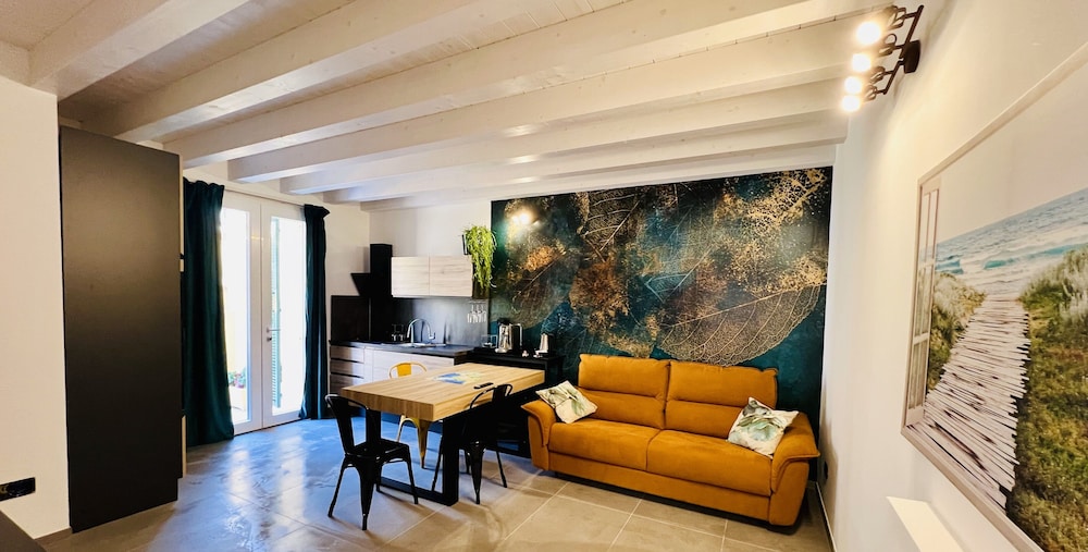 5 Terre Hub Apartment