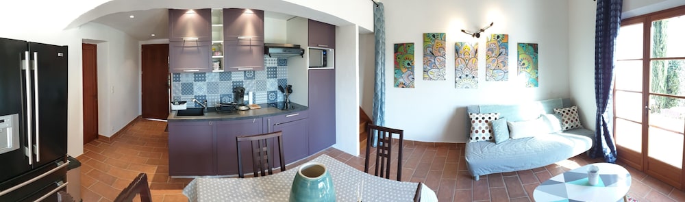 Superior Apartment photo 3