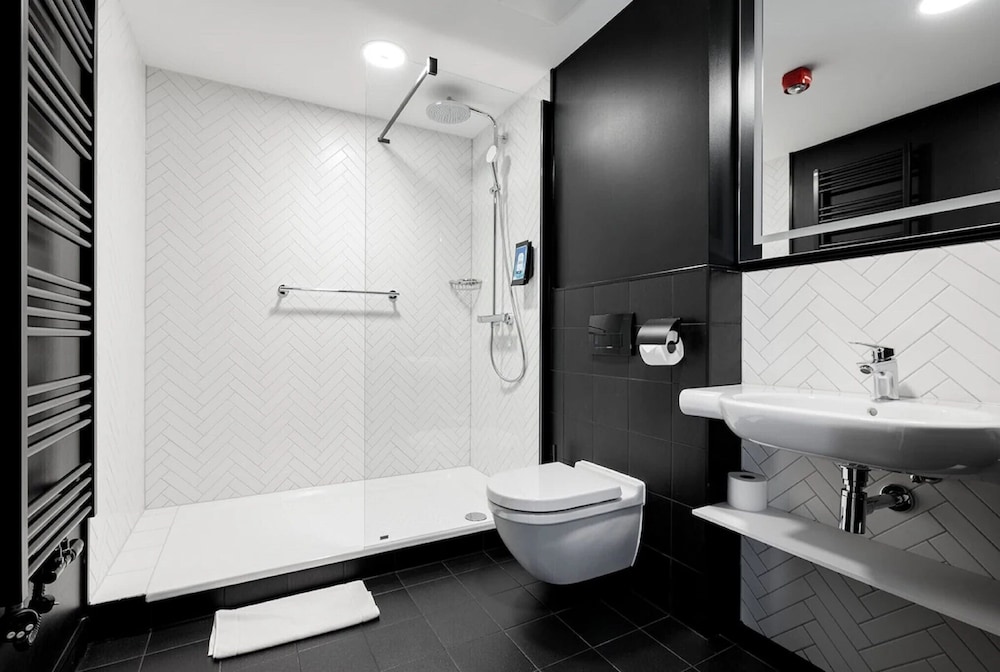 Executive Room, 2 Twin Beds - Photo 4