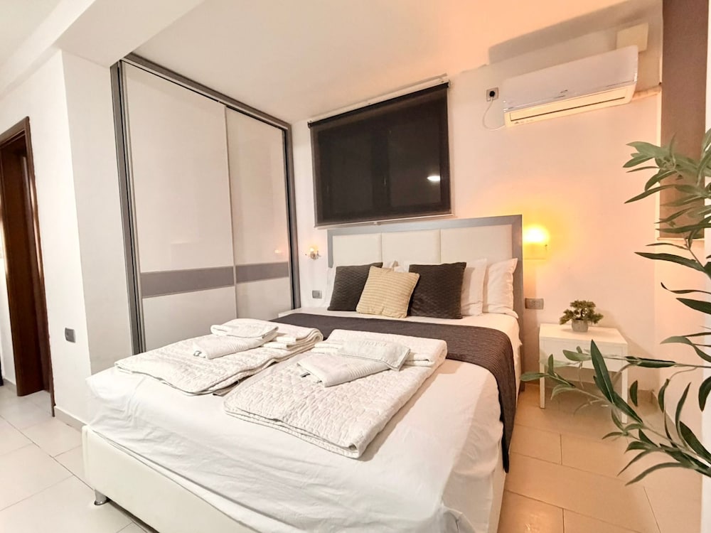 Basic Room, Balcony, Garden View photo 3