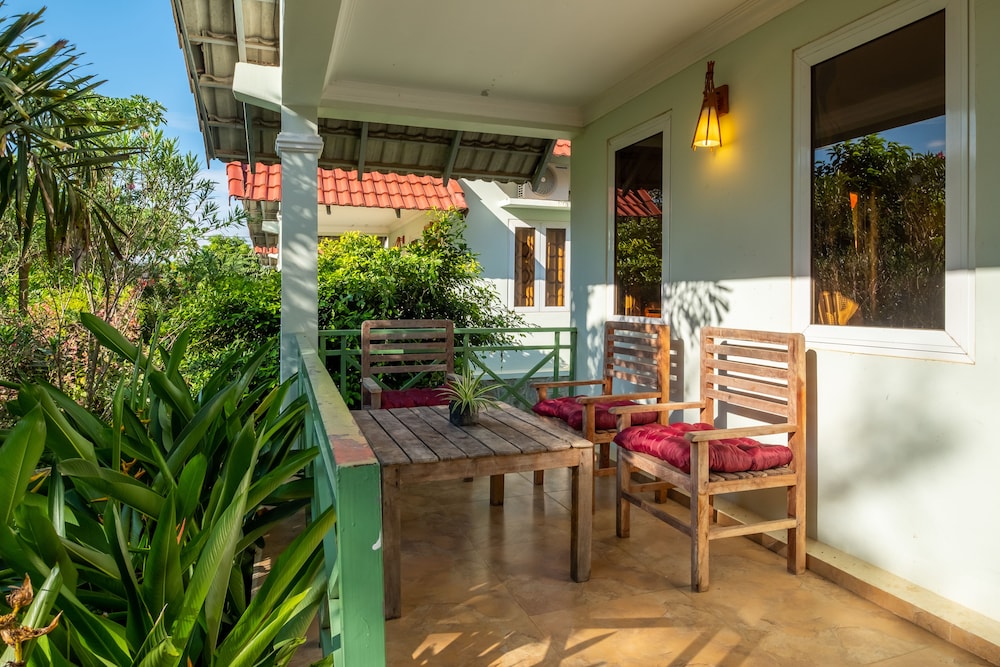 Double Bungalow