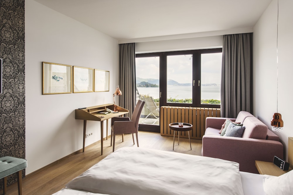 Design Double Room, Balcony, Lake View (Mini)