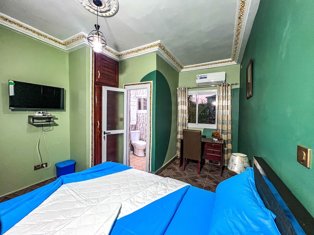 Standard Room photo 2