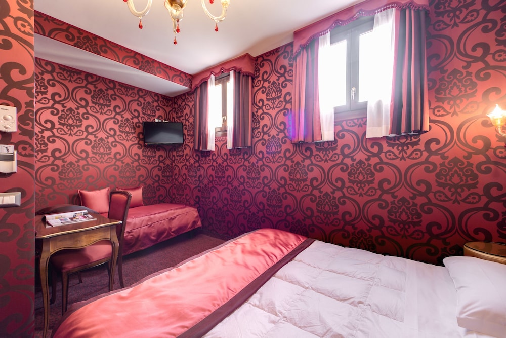 Triple Room photo 2