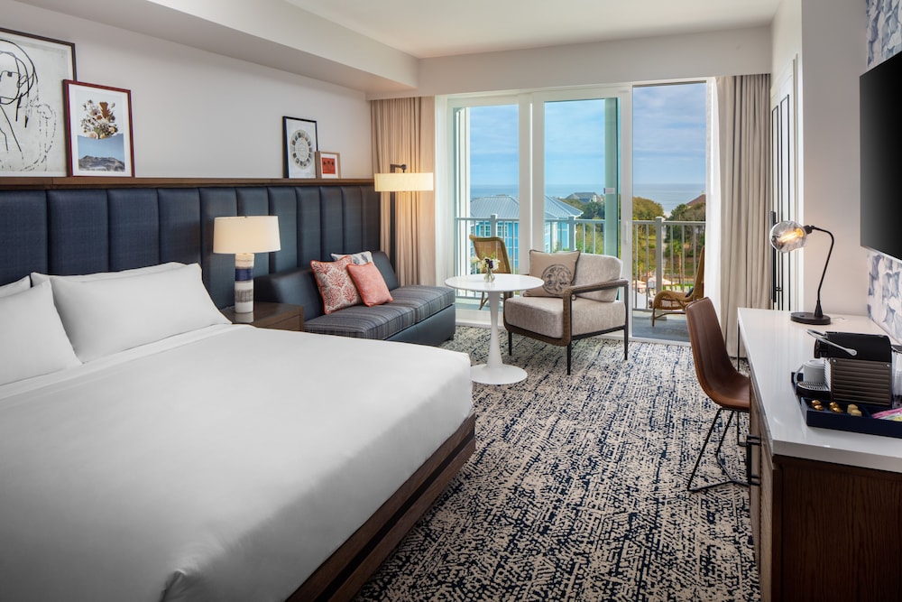 Premium Room, 1 King Bed with Sofa bed (Sweetgrass Inn)