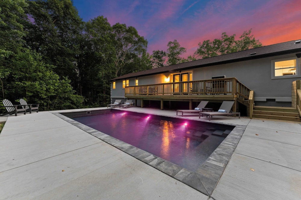 House (Multiple Bedrooms)
