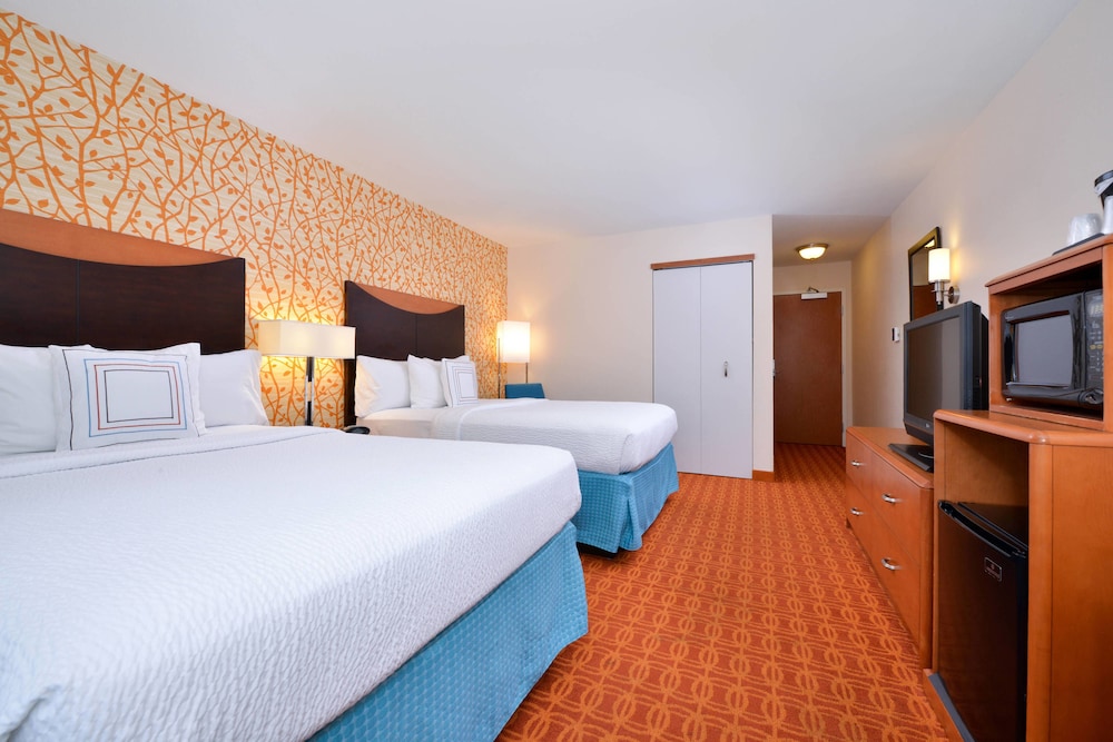 Room, 2 Double Beds (Hearing Accessible) - Photo 3