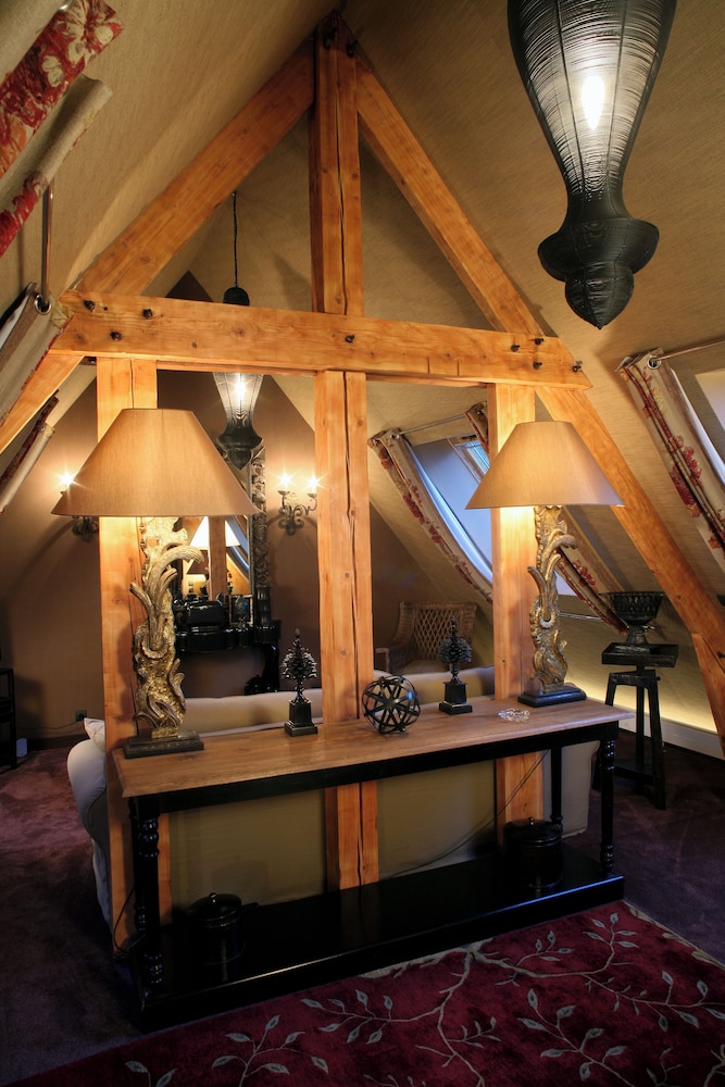 Royal Suite (avec Baignoire Spa) photo 3