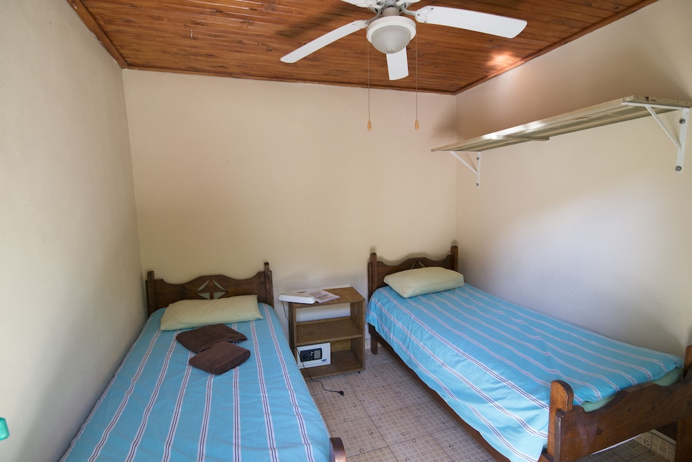 Room (One & Four) photo 1