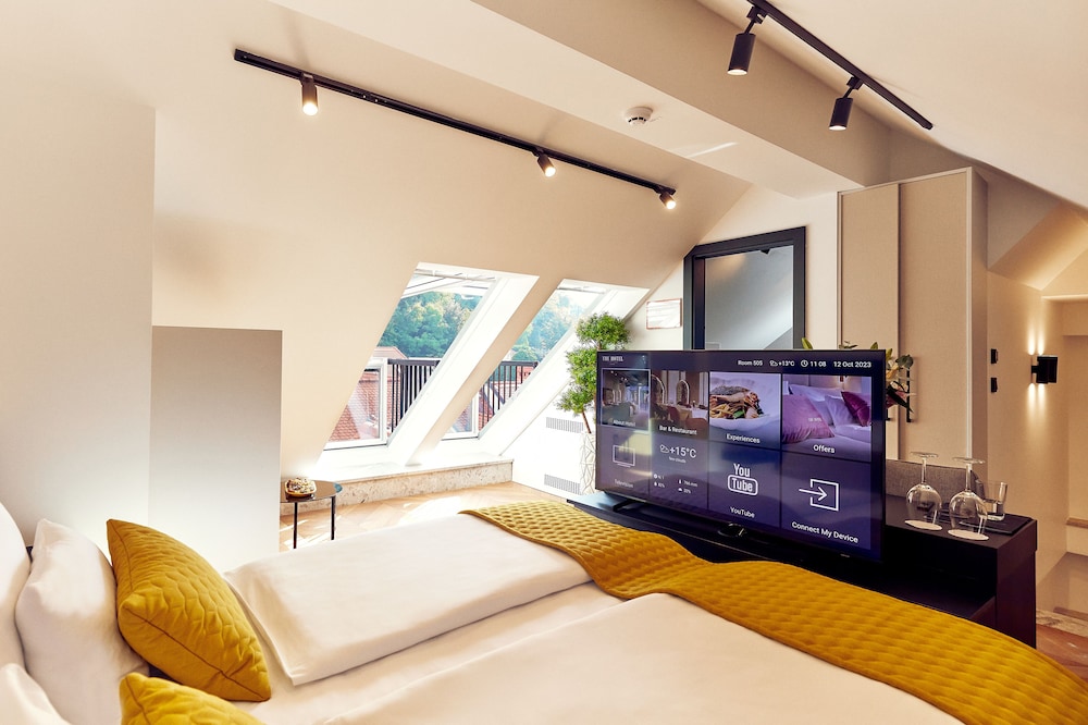 Panoramic Studio
