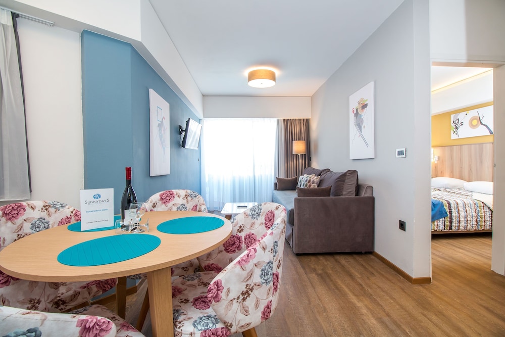 Suite photo 1