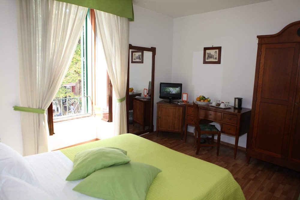 Comfort Double Room, Terrace, Courtyard Area