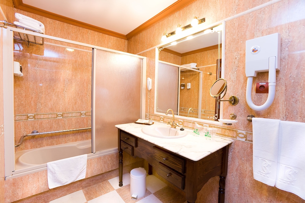 Single Room Single Room