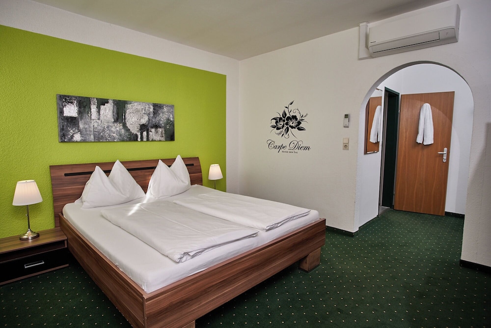 Standard Double Room, Lake View - Photo 2