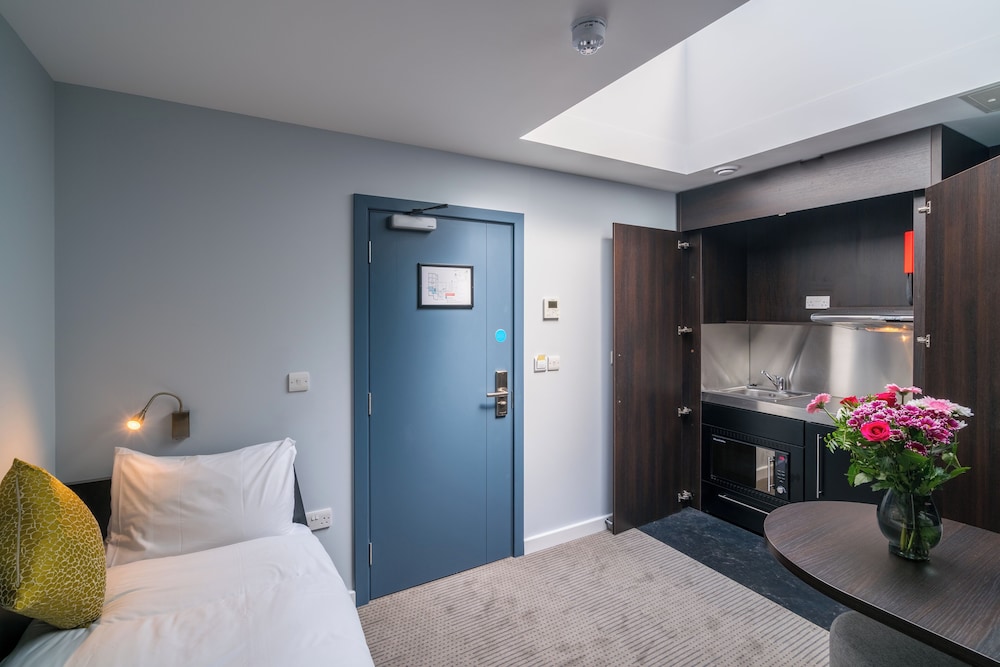 Junior Studio Suite, 1 Bedroom photo 1