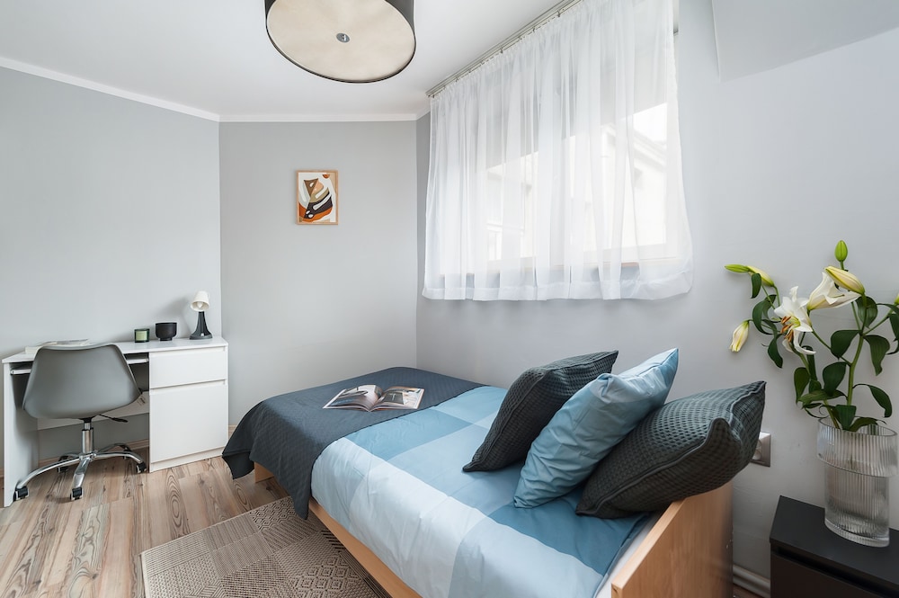 Classic Single Room