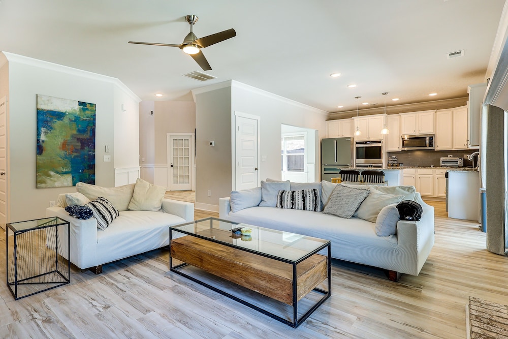 House (4 Bedrooms) photo 2