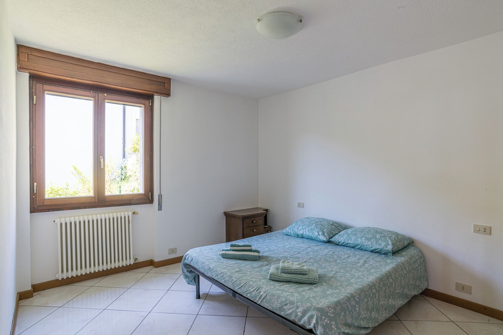 Family House, Multiple Bedrooms, 2 Bathrooms (Balcone Di Alex & Thomas) photo 1