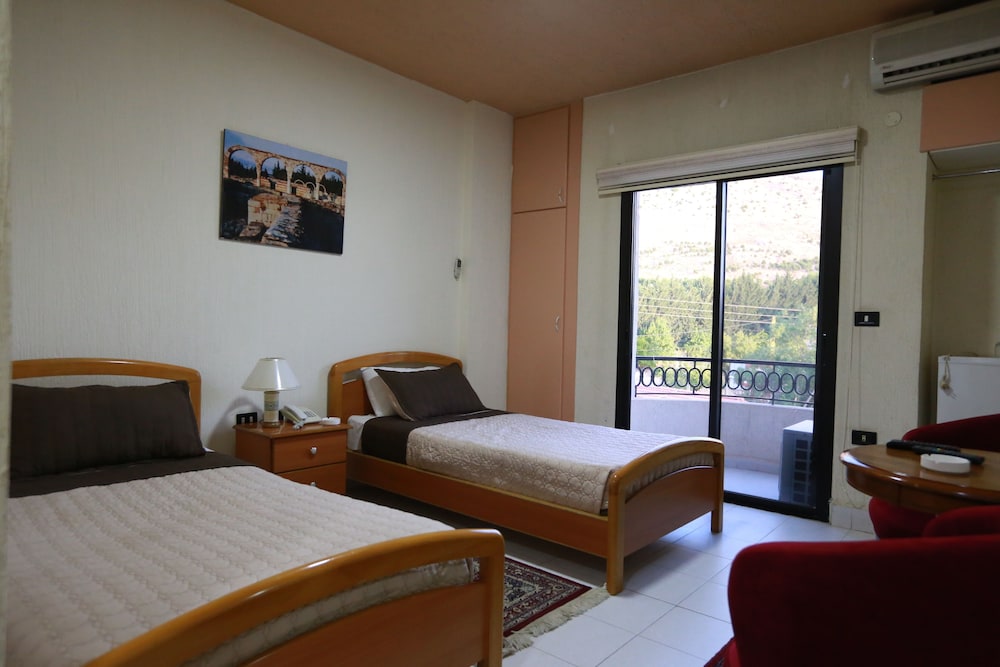 Comfort Twin Room, Hill View photo 1
