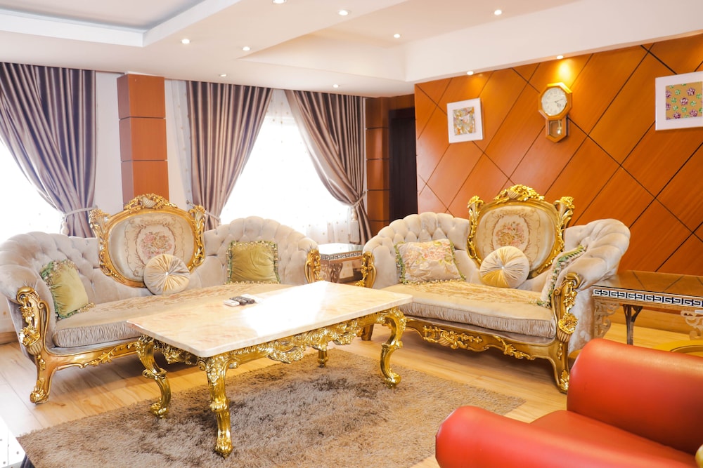Presidential Suite photo 1