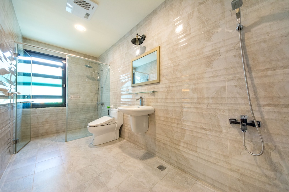 Classic Duplex, 2 Bedrooms photo 2