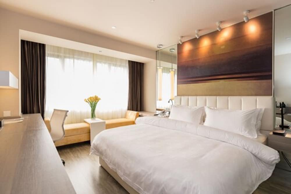 OESD Extreme Sassy Double Room