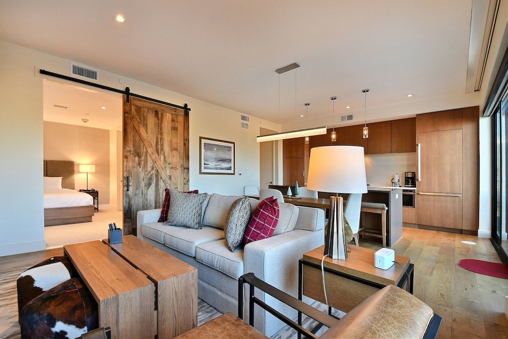 Room, 1 Bedroom (Residence) - Photo 17