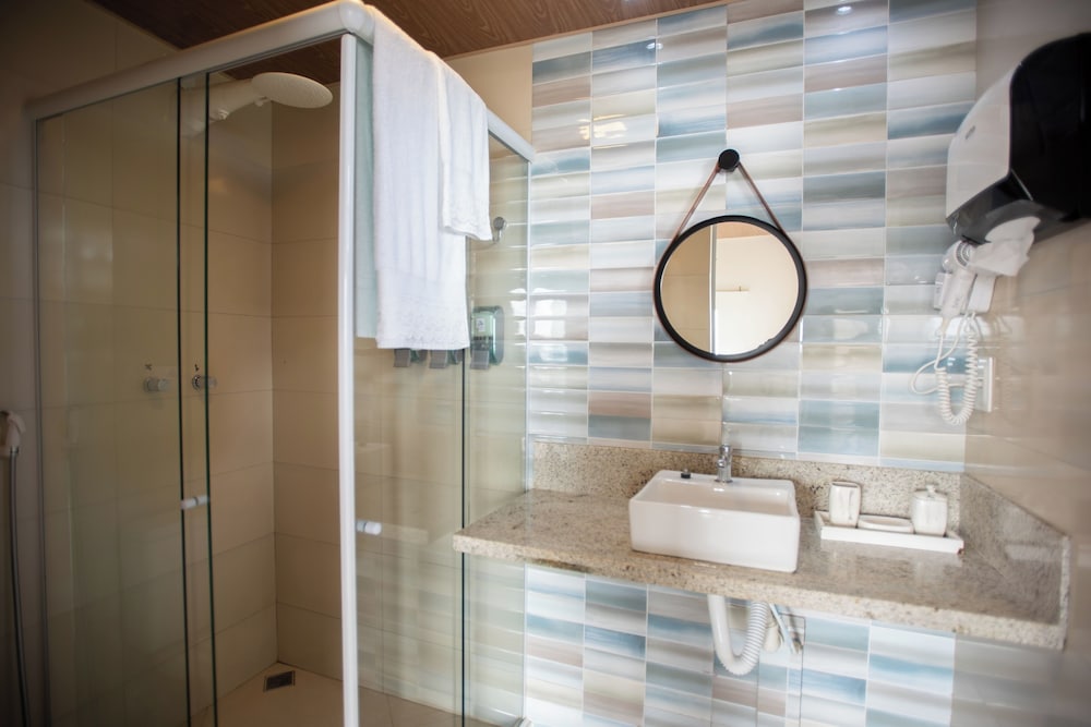 Double Room, Private Bathroom, Sea View (Beira Mar sol Nascente) photo 2