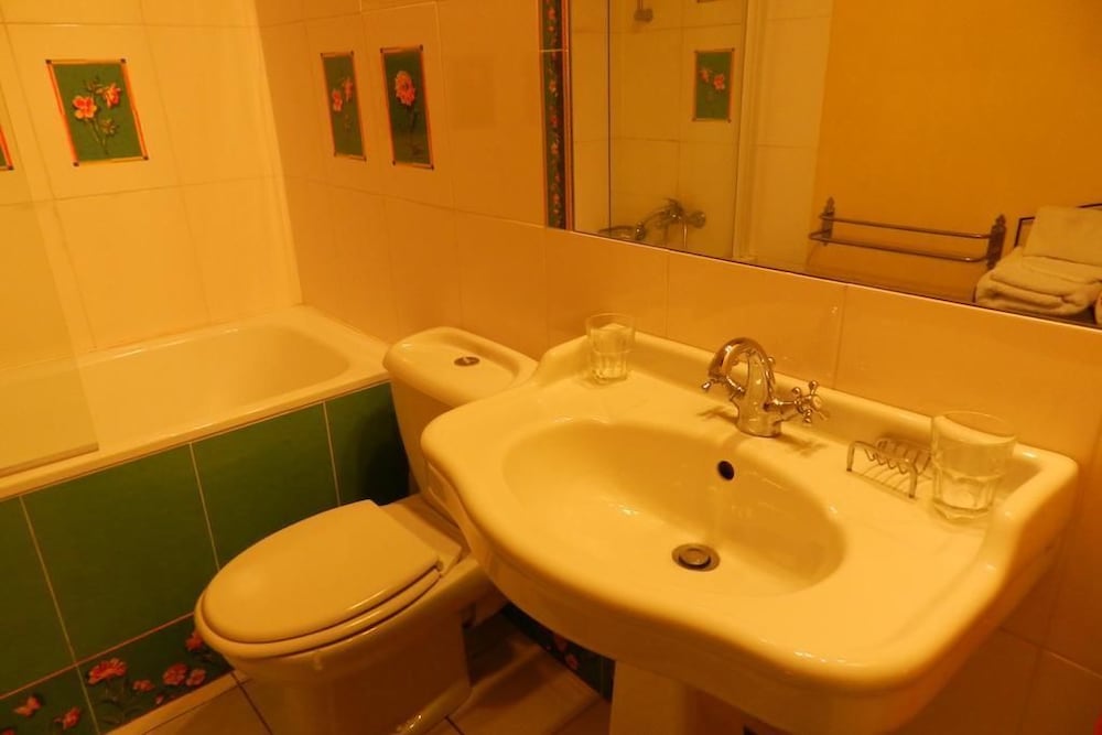 Double Or Twin Room photo 2