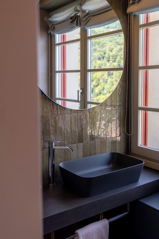 Suite Presidenziale con terrazzo e Jacuzzi, vista Portofino - Photo 53
