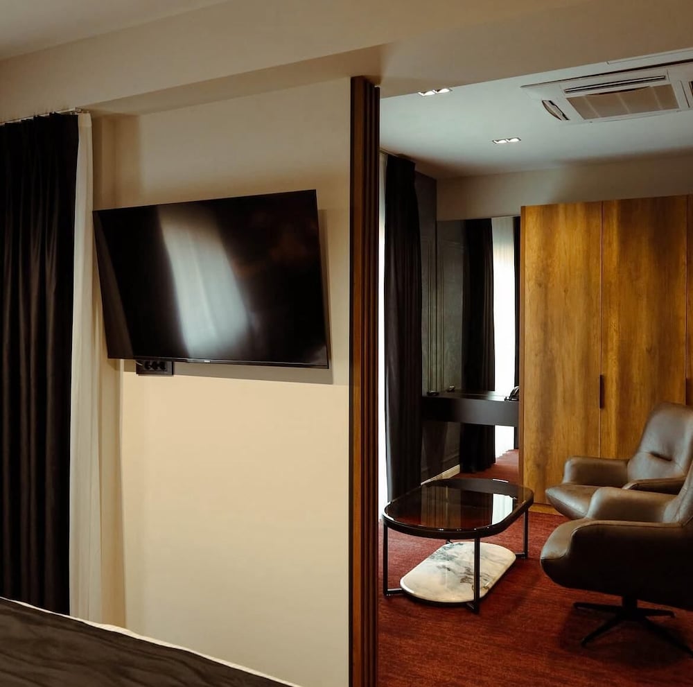 Deluxe Suite, Balcony photo 3