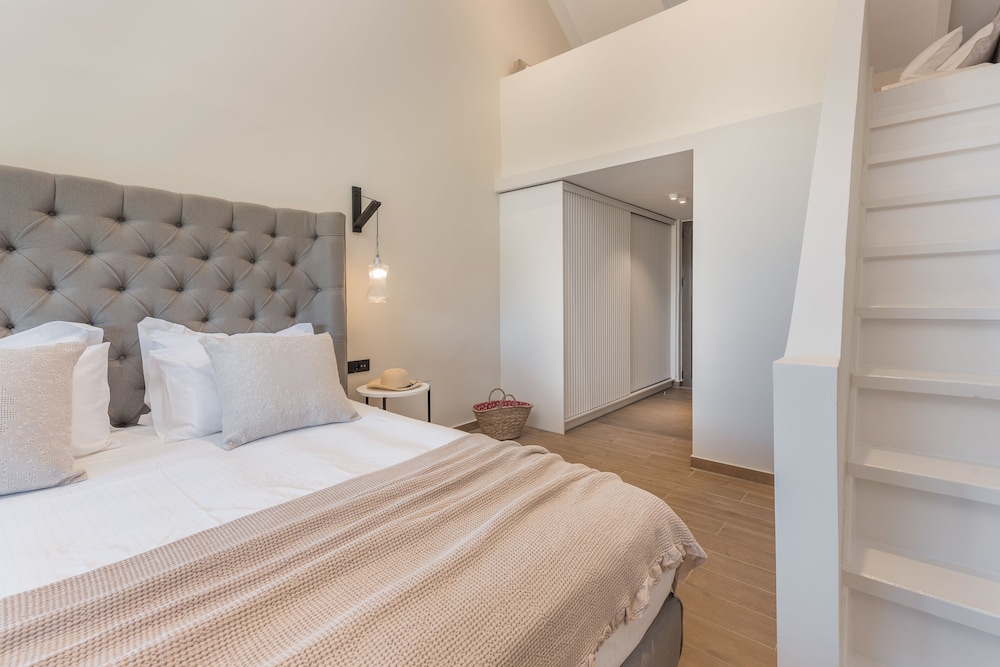 Family Suite, Sea View (Loft) - Photo 6