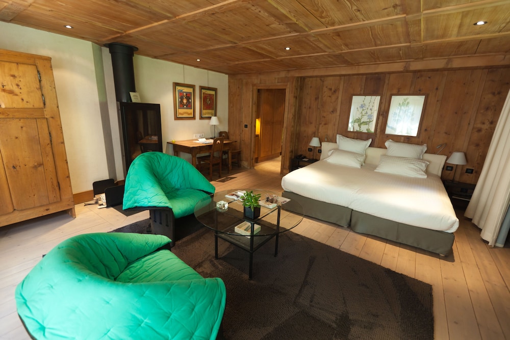 Double Room (Prestige)