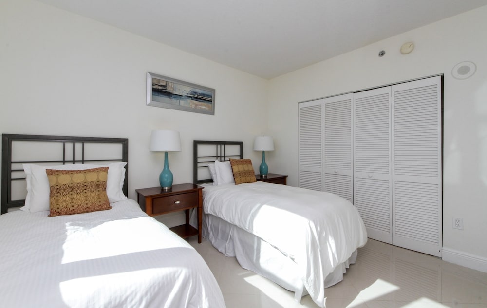 Luxury Apartment, 3 Bedrooms photo 3