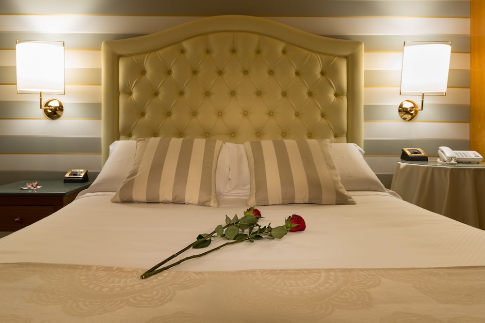 Deluxe Double Room, Ground Floor - Photo 3
