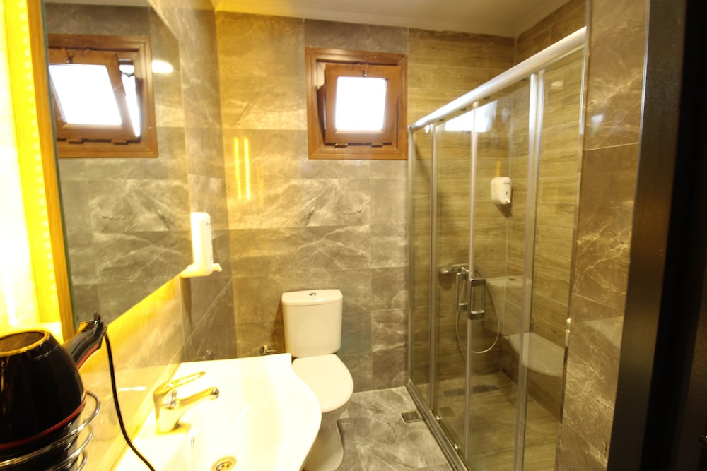 Deluxe Room, 1 Bedroom, City View photo 2