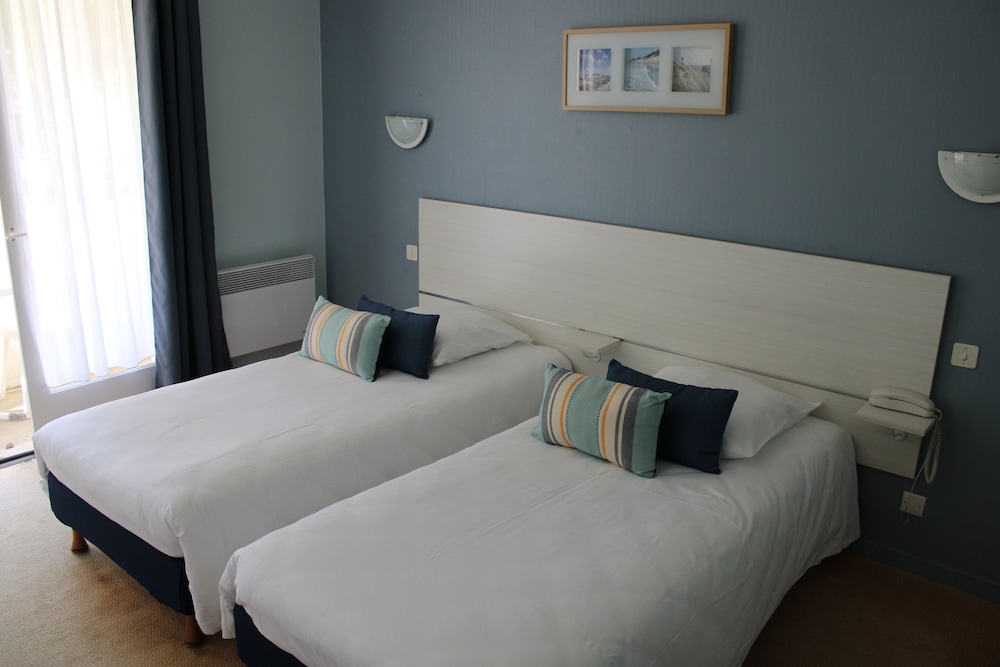 Comfort Twin Room, Garden View