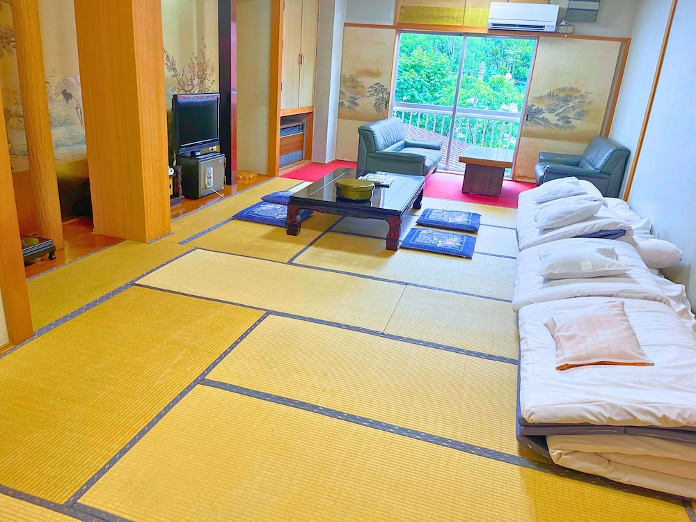 Casual Japanese-Style Room, Up to 5 people - Photo 3