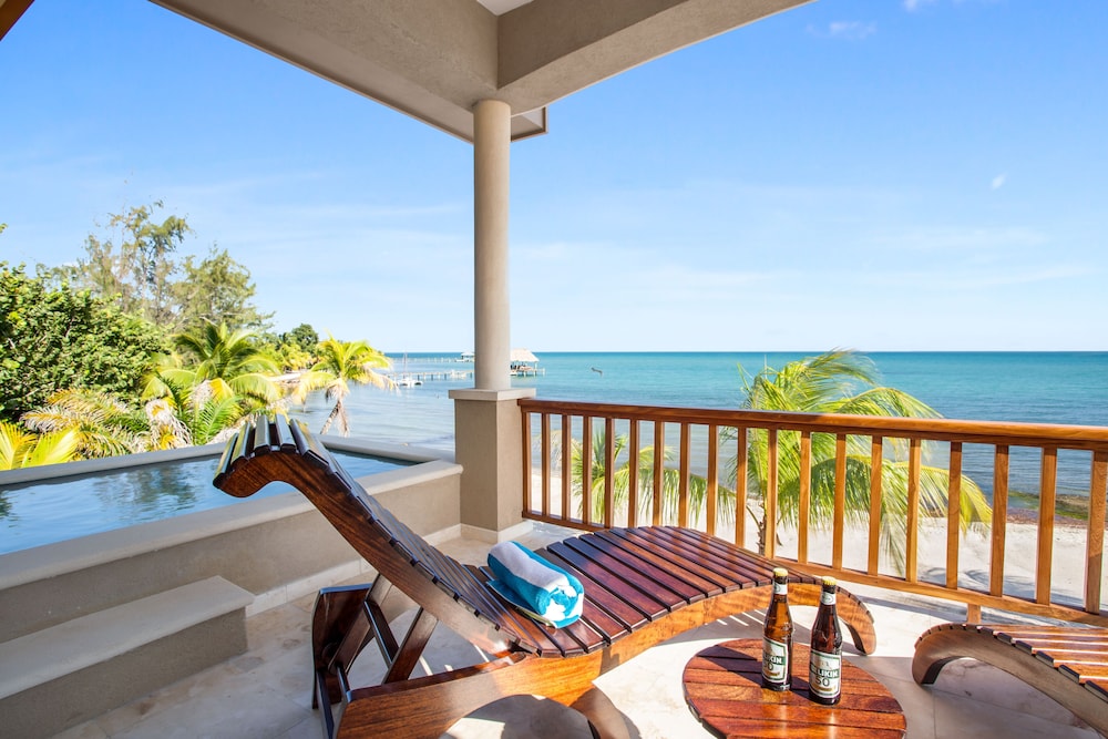Pelican Luxury Bungalow, 1 Bedroom, Private Pool, Ocean View